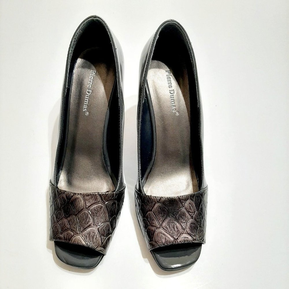 Pierre Dumas Gorgeous Gray Croc Embossed Elegant Peep Toe Trendy Heels Size 9M